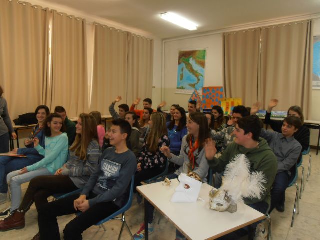 Videoconferenze alla scuola media Casteller di Paese